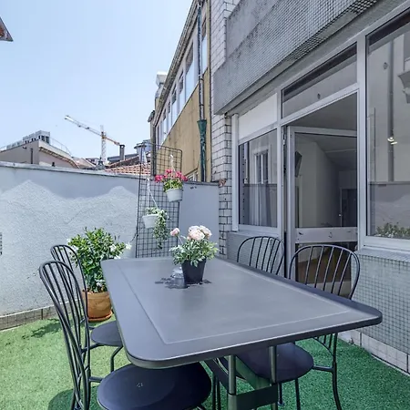 Apartment Travel & Live Aliados