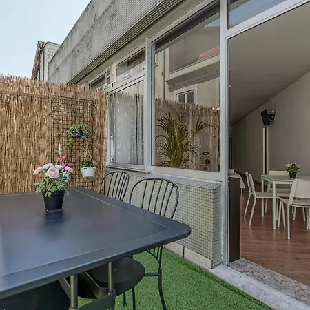 Apartment Travel & Live Aliados Porto
