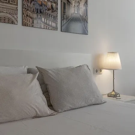 Apartment Travel & Live Aliados *