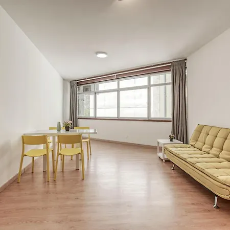 Travel & Live Aliados Apartment Porto