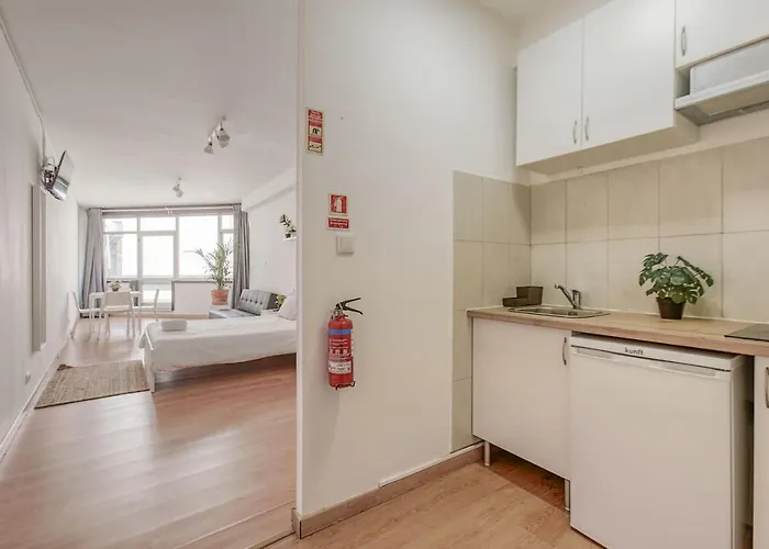 Travel & Live Aliados * Πόρτο