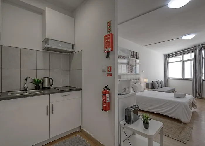Travel & Live Aliados Apartament Porto
